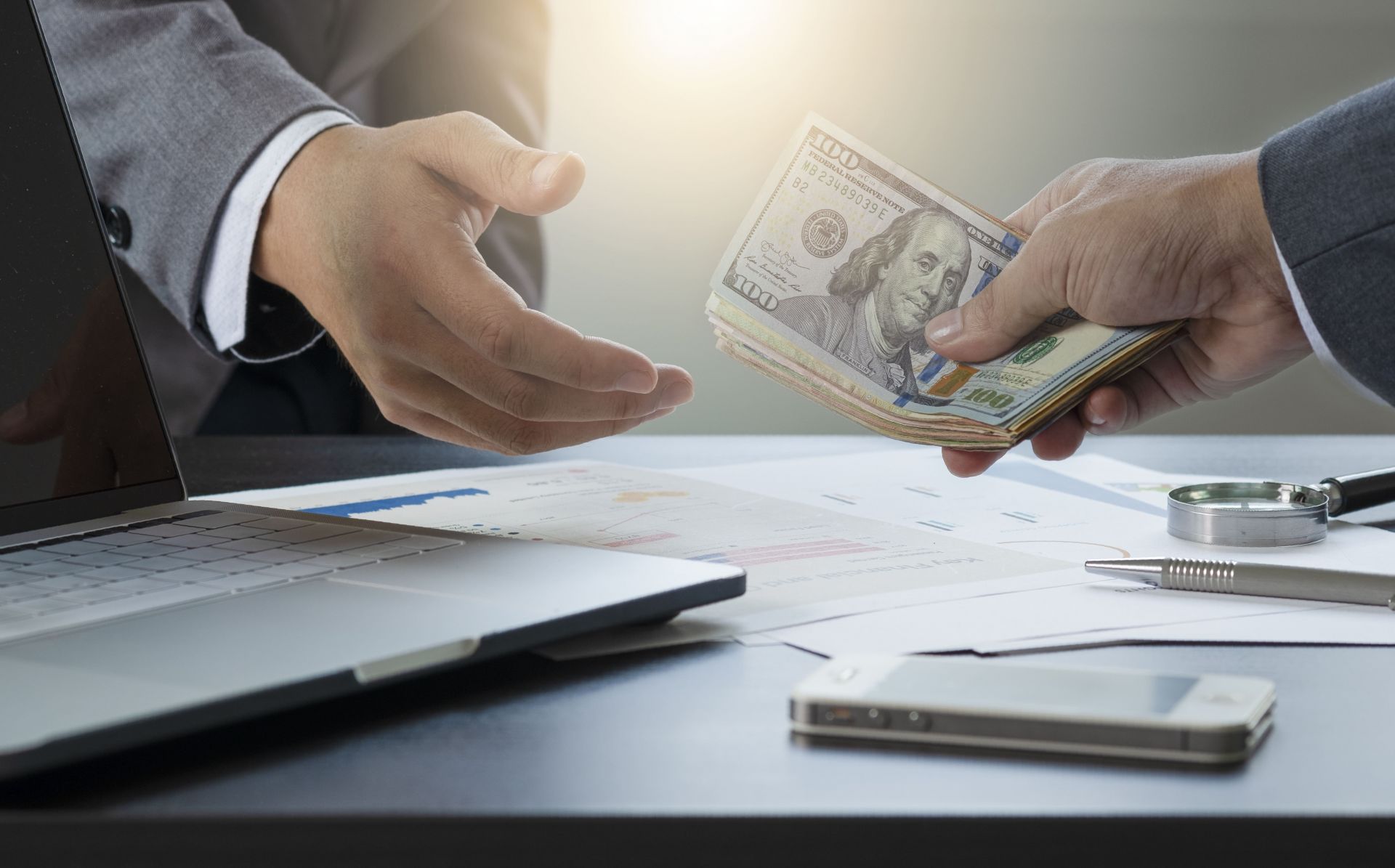 證件借錢指南:如何運用證件輕鬆借取資金?